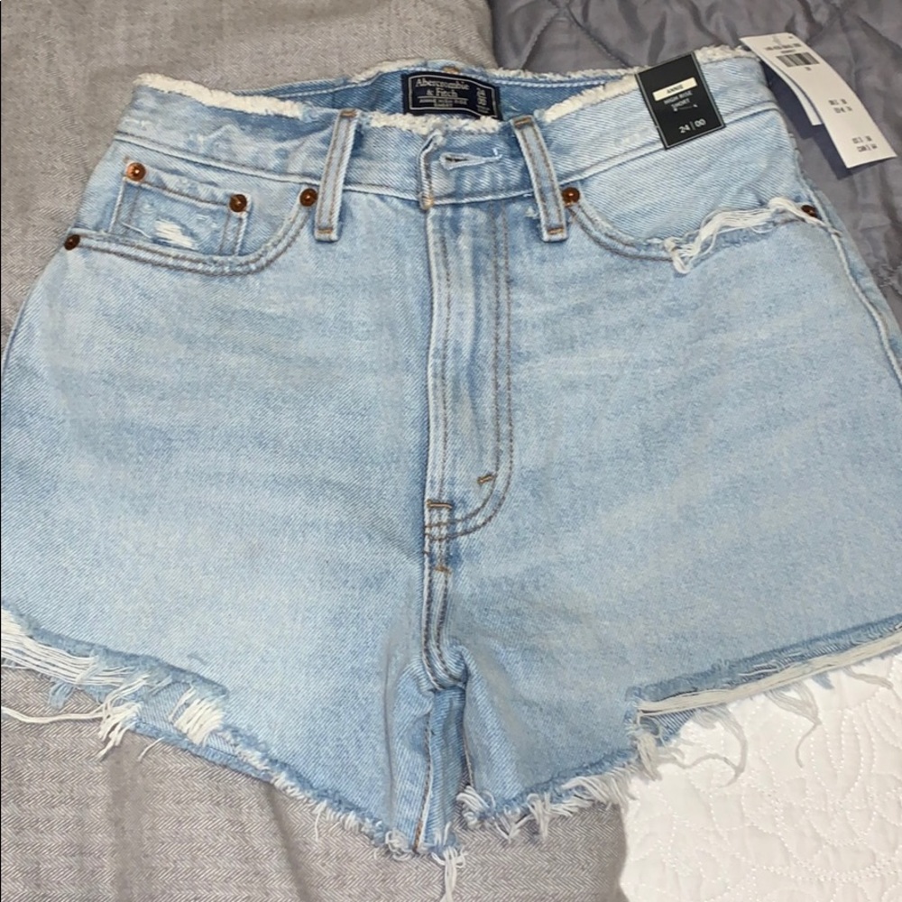 NWT Abercrombie High Rise Denim Shorts